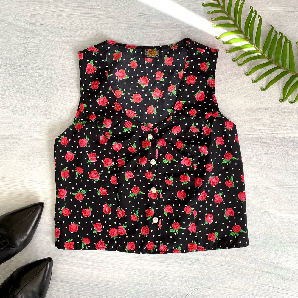 Y2K 90s vintage silky floral rose vest crop top ADORABLE buttons 🌹